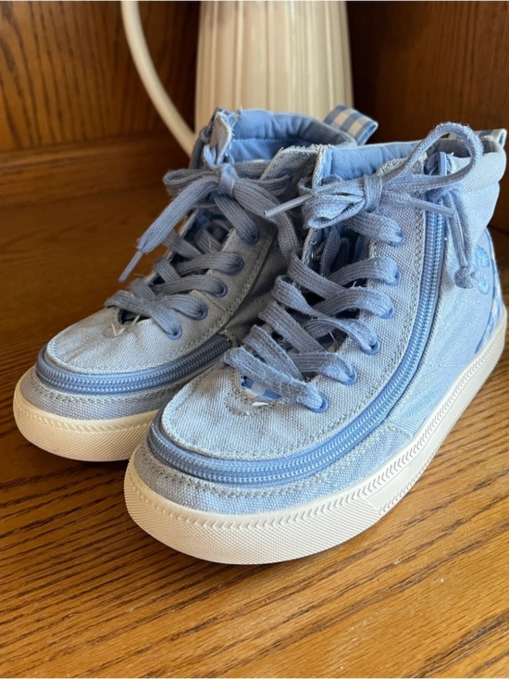 BILLY High-Top Sneakers‎ Size Light Blue Gingham Zip Open Girls Size 3